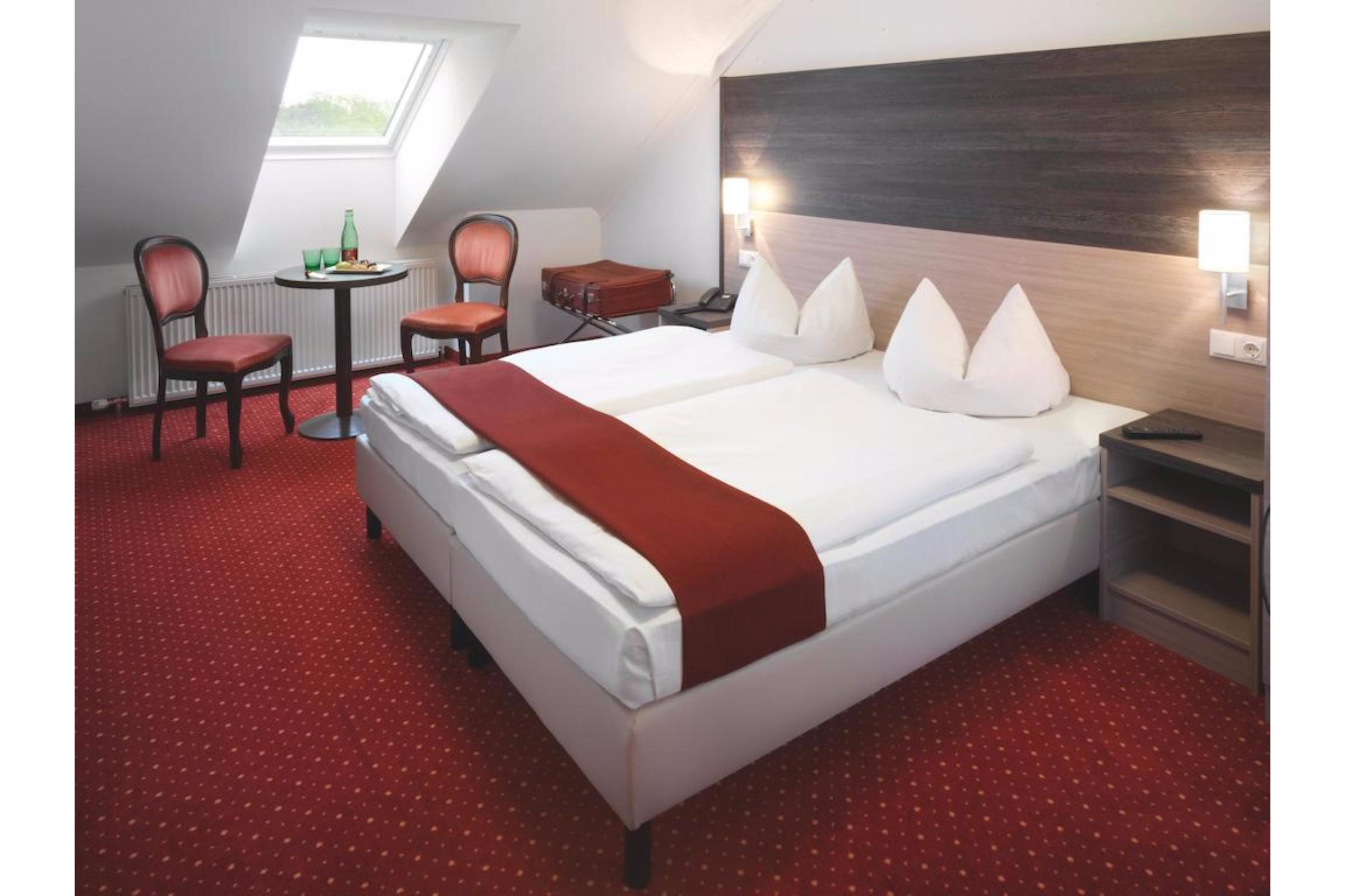 Hotel Marc Aurel Petronell Buitenkant foto