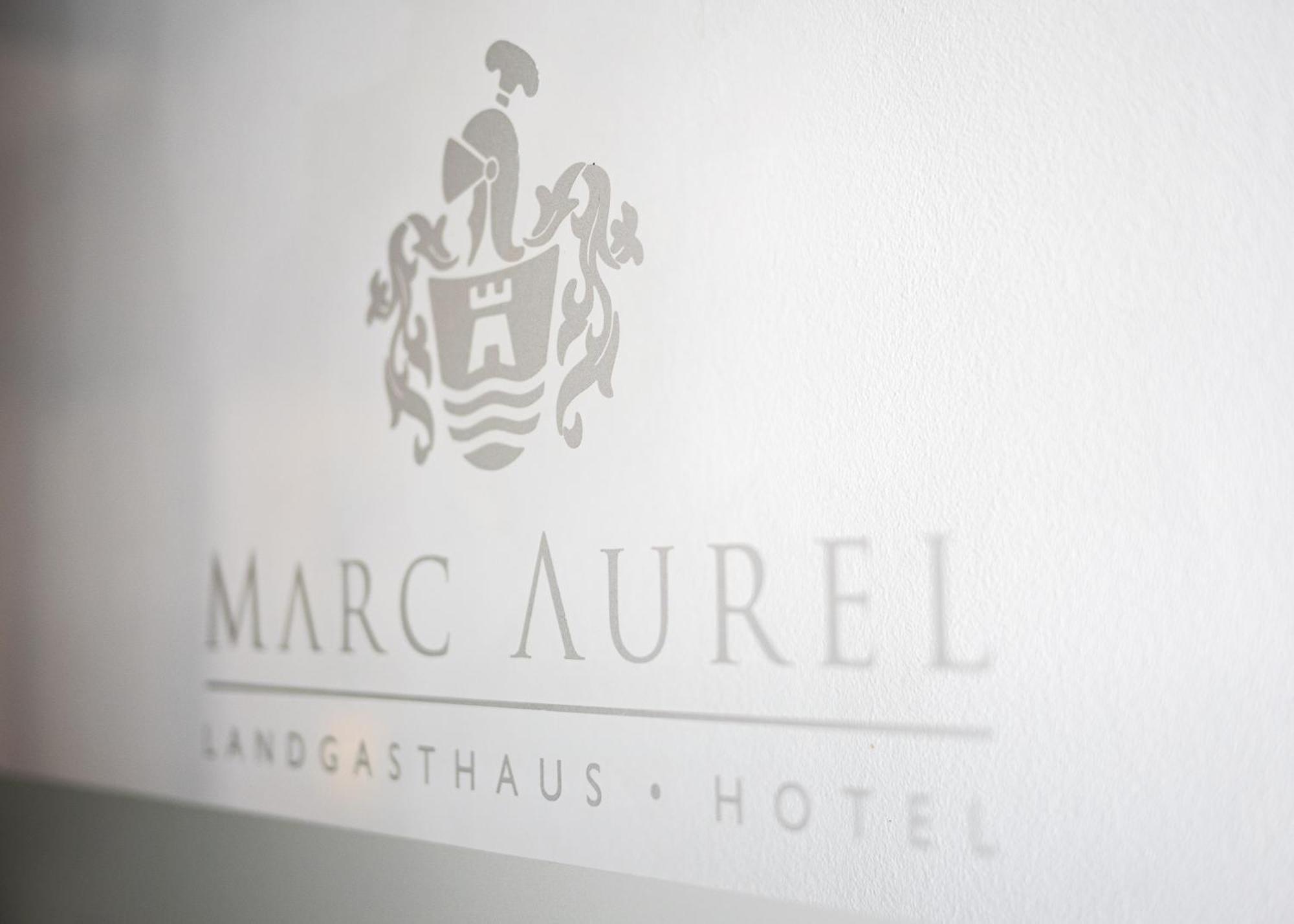 Hotel Marc Aurel Petronell Buitenkant foto