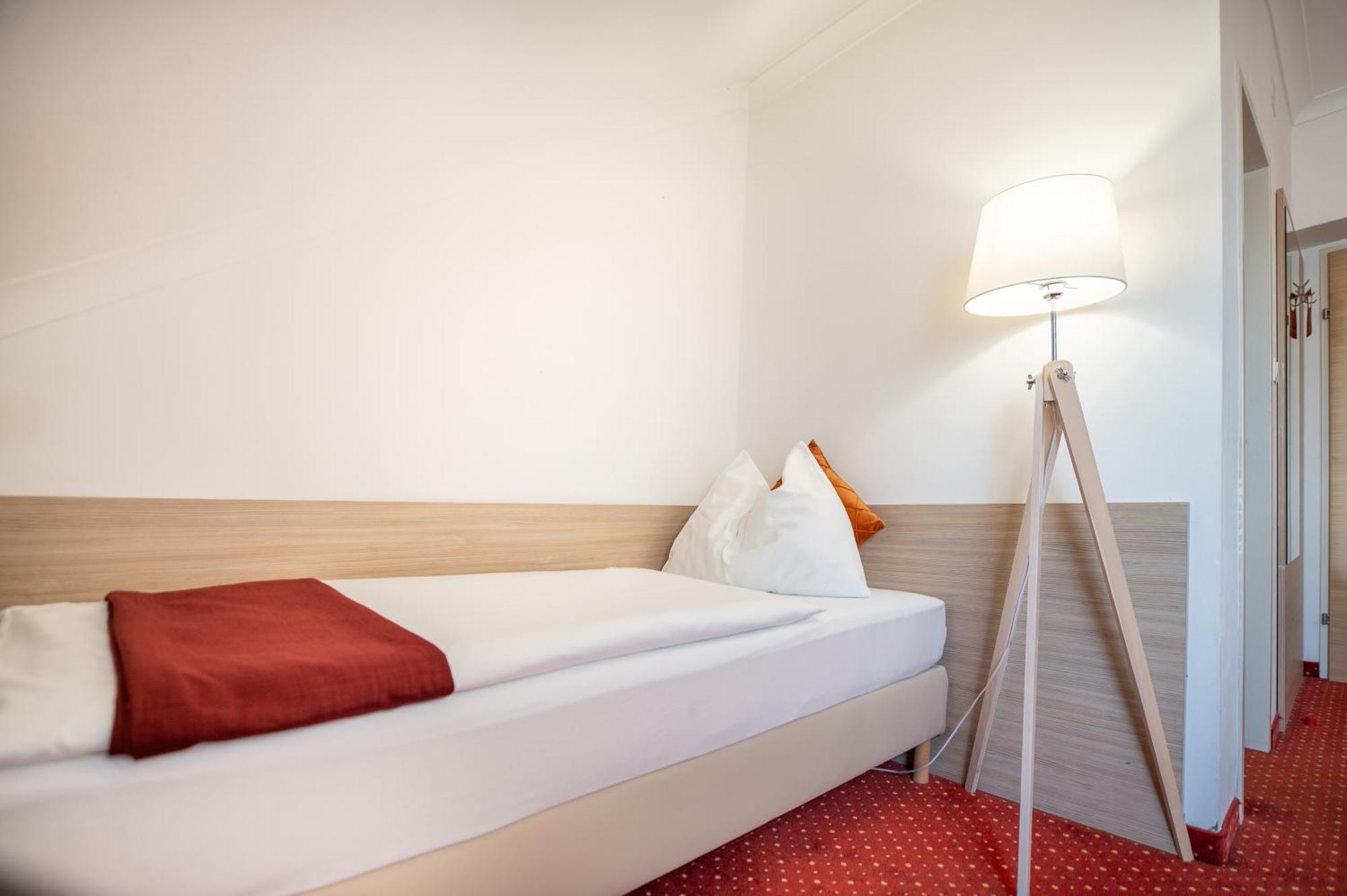 Hotel Marc Aurel Petronell Buitenkant foto